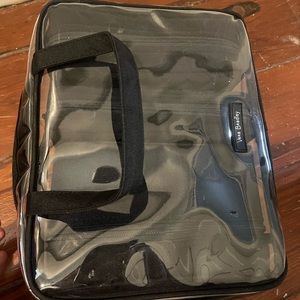 NWT Vera Bradley travel set